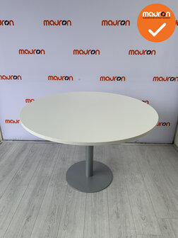 Ahrend vergadertafel - rond - 120 cm - Trompetvoet zilvergrijs - Wit houten bovenblad