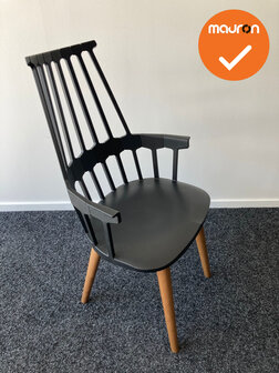 Kartell Comback - Designstoel - Zwart - met eikenkleurig onderstel