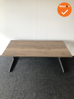 Ahrend  500 elektrischverstelbaar bureau - nieuw blad naar keuze - afmetingen naar keuze - Antracietgrijs onderstel