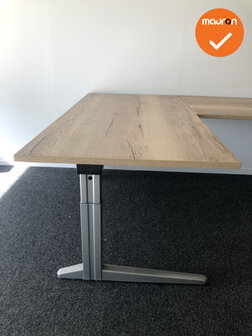 Ahrend hoekbureau -240x160 - Nieuw blad naar keuze - Melamine - Hoek naar keuze - Essa - Zilvergrijs onderstel