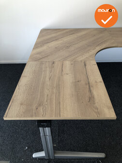 Ahrend hoekbureau -240x200 - Halifax Naturel - Melamine - Hoek naar keuze - Essa - Zilvergrijs onderstel