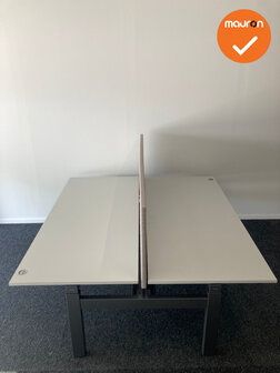Ahrend Balance duo bureau zit-sta - 180x80cm - antracietgrijs onderstel - met standaard grijs melamine blad - inclusief grijs a