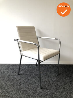 Vergaderstoel - VIVO - Wit kunstleren stoffering - Met chroom onderstel