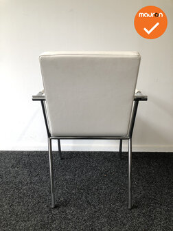 Vergaderstoel - VIVO - Wit kunstleren stoffering - Met chroom onderstel