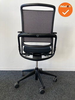 Rohde &amp; Grahl - 2D - Xenium - Zwarte stoffering - Netweave rug - Zwart voetkruis 