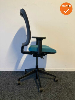 Ahrend 190 bureaustoel - blauwe bekleding  - Zwart voetkruis