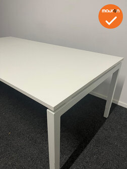 Vergadertafel - 4-poots - 200x100cm - met wit onderstel - inclusief wit melamine blad