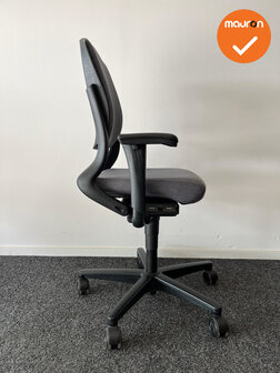 Ahrend 230 bureaustoel - refurbished - medium rug - antracietgrijze stoffering -  kleur voetkruis naar keuze