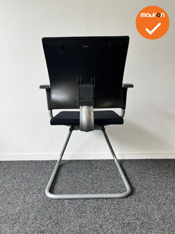 Ahrend 240 - Slede - Grijs onderstel  - Zwarte stoffering