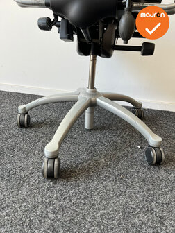 RH Logic 400 XL - Nieuwe zwarte stoffering  - Grijs voetkruis