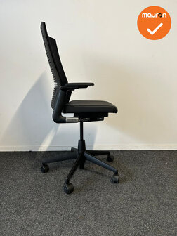 Ahrend 2020 bureaustoel  - refurbished - Zwart kunstleer  - zonder lendesteun - hoge rug - zwart voetkruis