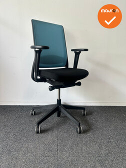 Gispen Zinn bureaustoel - 4D Armleggers - Lichtblauwe bekleding