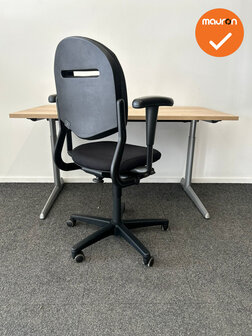 Refurbished Ahrend 500 Werkplek - Ahrend 500 Bureau + Ahrend 220 Bureaustoel