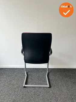 Ahrend 230 vergaderstoel - Zilvergrijs frame - Rode stoffering