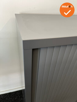 Robberechtse roldeurkast - 105x120x45cm - Zilvergrijs - brede lamel - inclusief 2 sleutels