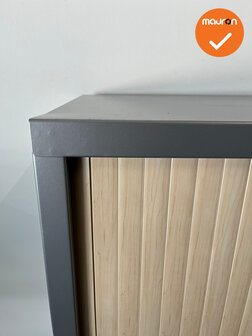 Robberechtse roldeurkast - 105x100x45cm - Zilvergrijs met licht beuken deuren - inclusief 2 sleutels