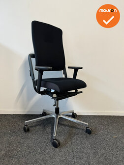 Grahl Xenium Classic bureaustoel - Nowystyl - Classic  - refurbished - Zwarte stoffering met grijze zijkant zitting - chroom vo