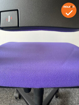 Ahrend 230 bureaustoel - refurbished - Medium Rug - Licht Paars