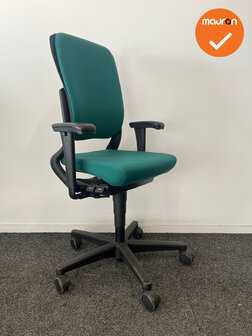 Ahrend 230 - Hoge rug  - groene stoffering - Zwart voetkruis