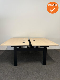 Vepa Presto Duo bureau - 140x80 - inclusief kabeldoorvoer en ingebouwd stekkerblok
