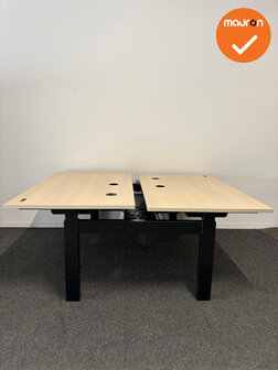 Vepa Presto Duo bureau - 140x80 - inclusief kabeldoorvoer en ingebouwd stekkerblok