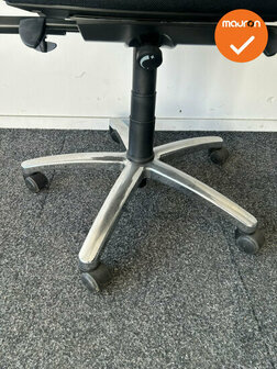 BMA Axia 2.2 - 8N 2D armpads - hoge rug - zwarte stoffering - chrome voetkruis