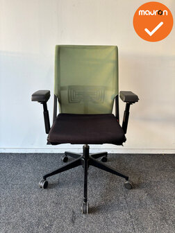 Haworth Comforto 59 - Groen netweave en zwarte zitting - Zwart voetkruis