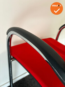 Ahrend 230 vergaderstoel - Zilvergrijs frame - Rode stoffering met gestoffeerde rug