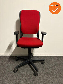 Ahrend 230 - Hoge rug  - Rode stoffering - Zwart voetkruis