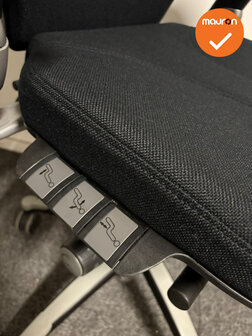 RH Logic 400 - Nieuwe zwarte stoffering  -zwart/grijs voetkruis