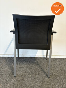 Giersberger vergaderstoel - Rood bestaand kunstleren zitting met netweave rug