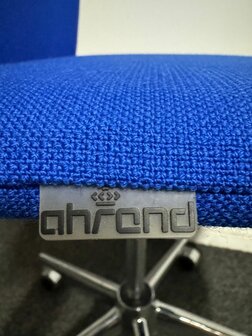 Ahrend - 350 - Vergaderstoel - Blauw gestoffeerd 
