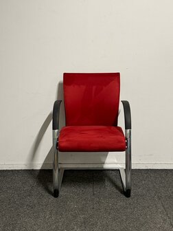 Vergaderstoel - Ahrend - A350 - Met rode bekleding