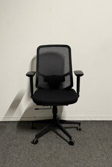 Bureaustoel Mik - NIEUW - Zwarte stoffering - zwart voetkruis