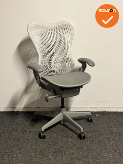 Herman Miller Mirra 1 - Bureaustoel - Wit/Grijs - Refurbished