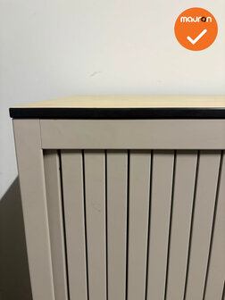 Basic - Roldeurkast - 105x120x47 cm - Witgrijs - Ahorn topblad