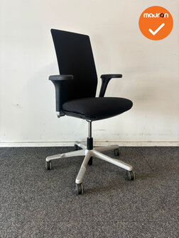 HAG bureaustoel Futu 1200S - Zwarte stoffering - 3D Armleggers