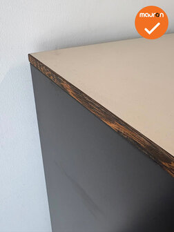 Aspa - Roldeurkast - 137x120x47 cm - Antraciet met beige deuren - metalen deuren