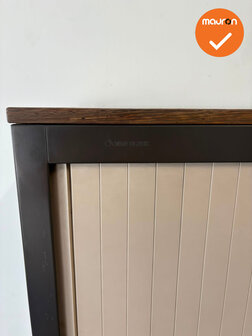 Blerick - Roldeurkast - 137x120x47 cm - Antraciet met beige deuren 