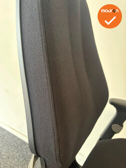 RH Logic Elite 400 - zwarte stoffering - zilvergrijs voetkruis