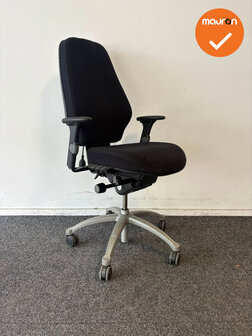 RH Logic Elite 400 - zwarte stoffering - zilvergrijs voetkruis