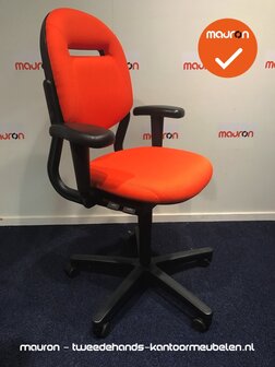 Ahrend 220 bureaustoel - nieuwe oranje stoffering