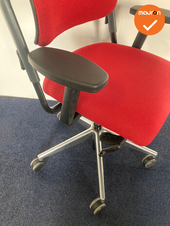 Rohde & Grahl Xenium bureaustoel - refurbished - nieuwe Rode stoffering - voetkruis naar keuze - 3D
