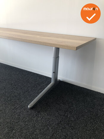 Ahrend hoekbureau -240x160 - Nieuw blad naar keuze - Melamine - Hoek naar keuze - Essa - Zilvergrijs onderstel