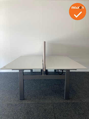 Ahrend Balance duo bureau zit-sta - 180x80cm - antracietgrijs onderstel - met standaard grijs melamine blad - inclusief grijs a