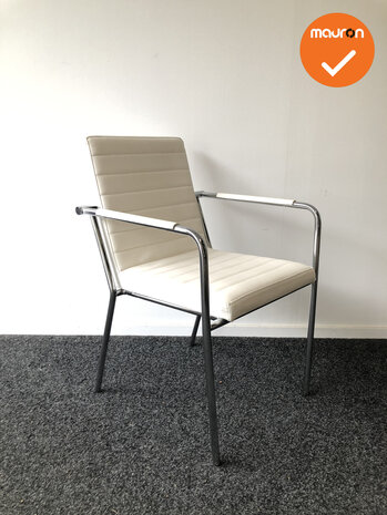 Vergaderstoel - VIVO - Wit kunstleren stoffering - Met chroom onderstel