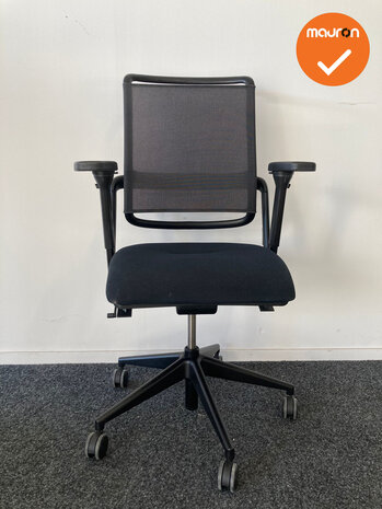 Rohde & Grahl - 2D - Xenium - Zwarte stoffering - Netweave rug - Zwart voetkruis 