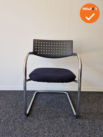 Vergaderstoel - Vitra - Visavis - Chroom frame - stapelbaar