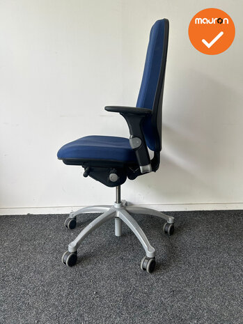 RH Logic 400 - Blauwe stoffering  - Zilvergrijs voetkruis