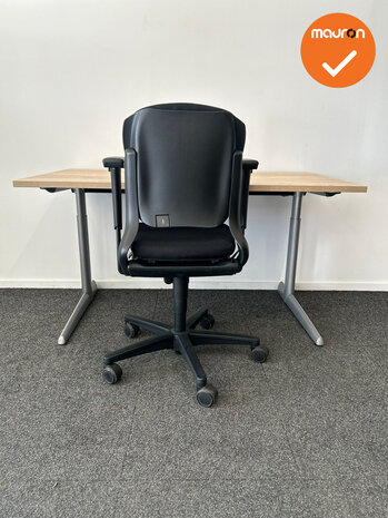 Refurbished Ahrend 500 Werkplek - Ahrend 500 Bureau + Ahrend 230 Bureaustoel met medium rugleuning